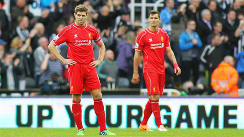 Newcastle 1-0 Liverpool: Lữ đoàn đỏ chưa hết đen