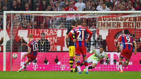 Bayern 2-1 Dortmund: Ngược dòng ấn tượng