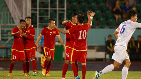 ĐT Việt Nam 3-0 SV Hàn Quốc: Show diễn của Minh Tuấn