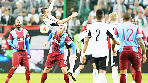 03h05 ngày 7/11: KSC Lokeren vs Trabzonspor