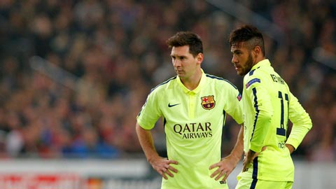 Messi và vận rủi trước khung gỗ