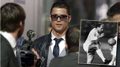 Ronaldo tri ân huyền thoại Real trong lễ nhận giải thưởng cá nhân