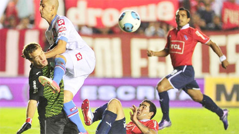 05h00 ngày 14/11: Arsenal Sarandi vs Independiente