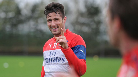 Arsenal đón tin vui: Giroud trở lại tập luyện