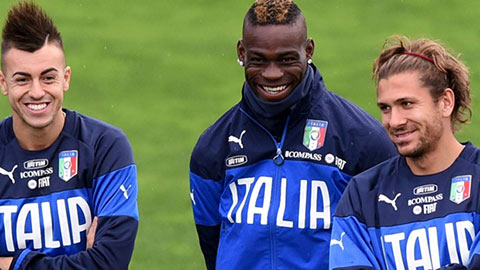 Balotelli chia tay ĐT Italia giữa chừng vì chấn thương háng