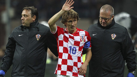 Real nhận 1,2 triệu euro từ chấn thương của Modric
