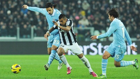 02h45 ngày 23/11, Lazio vs Juventus: Phân tâm vì… derby Milan