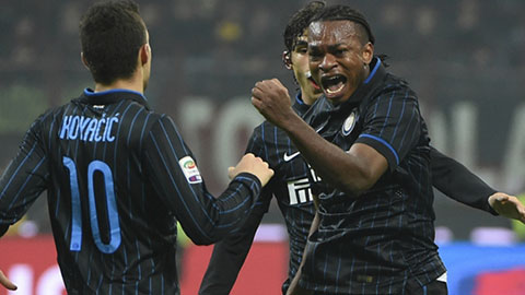 Milan 1-1 Inter: 1 điểm cho ngày về của Mancini