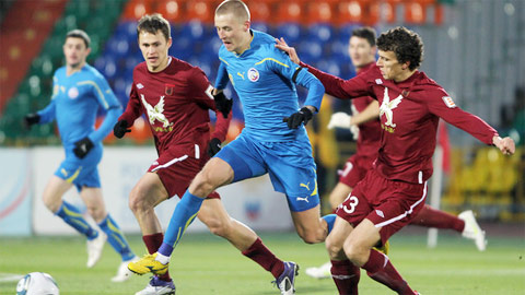 23h00 ngày 28/11: Rostov vs Amkar Perm