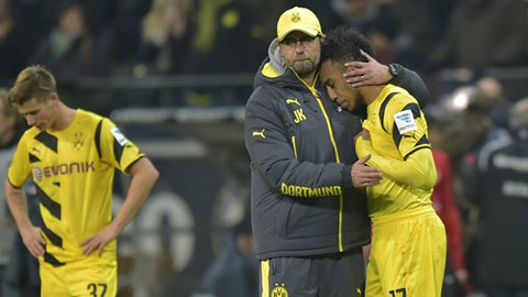 Thua Frankfurt 0-2, Dortmund rơi xuống đáy BXH
