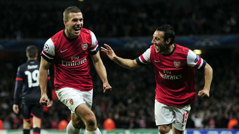 Podolski xứng đáng có suất đá chính ở Arsenal