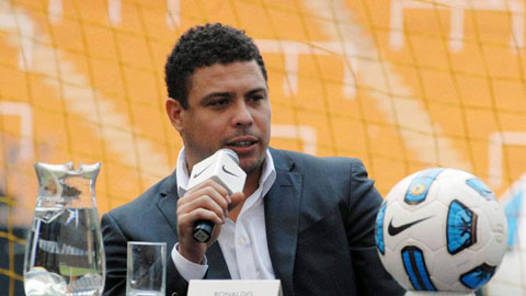 Ronaldo “béo” có thể tái xuất sân cỏ