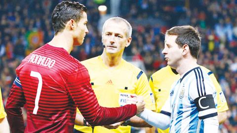 Tiếp tục cuộc đua kỳ lạ giữa Ronaldo và Messi