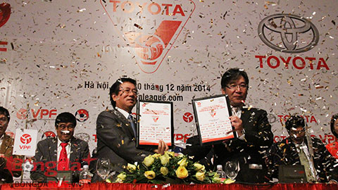 Toyota Việt Nam trở thành nhà tài trợ chính cho V-League 2015