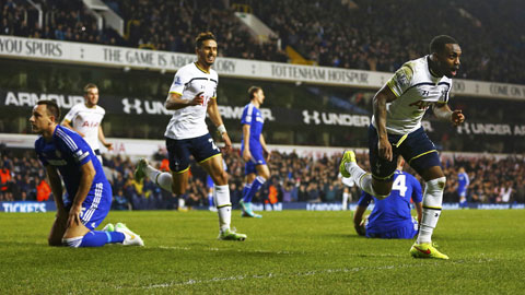 Tottenham 5-3 Chelsea: The Blues bị Man City bắt kịp