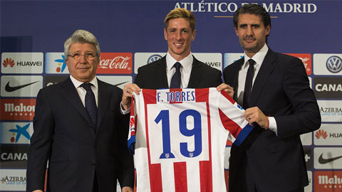 Torres ra mắt trước 45.000 CĐV Atletico Madrid