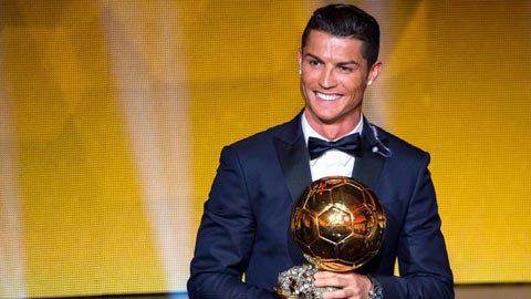 Hat-trick Quả bóng Vàng cho Ronaldo