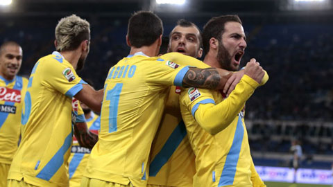 Lazio 0-1 Napoli: Higuain đưa Napoli vào Top 3