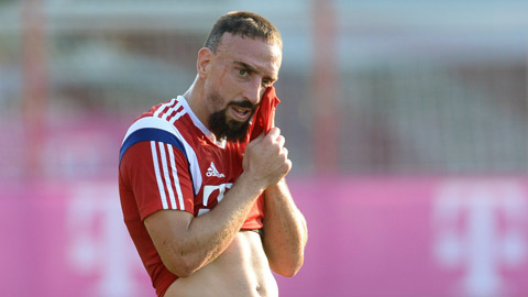 Ribery lại "đá xoáy" cuộc bầu chọn Quả bóng Vàng