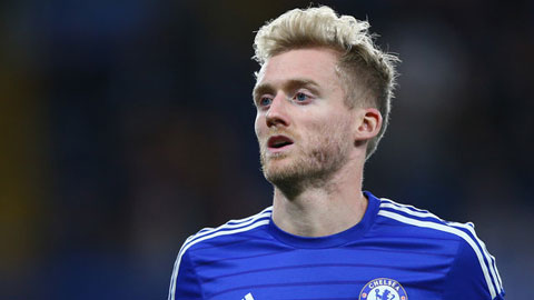 Mourinho thừa nhận Chelsea có thể bán Schuerrle
