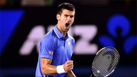 Loại ĐKVĐ Wawrinka, Djokovic vào chung kết Australian Open lần thứ 5