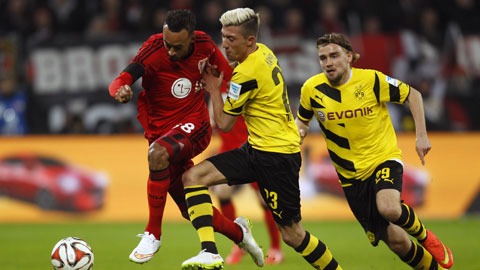 Dortmund rơi xuống đáy bảng xếp hạng: Còn lắm chông gai