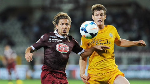 0h00 ngày 8/2: Verona vs Torino