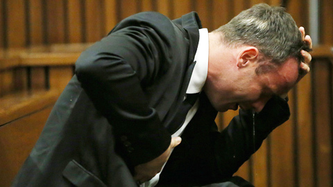 Oscar Pistorius bắn chết bạn gái vào ngày Valentine: Bi kịch tình yêu của cả dân tộc Nam Phi