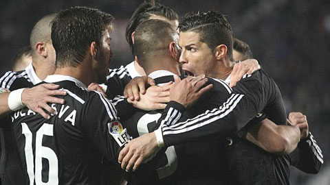 Elche 0-2 Real: Ronaldo giúp Real củng cố ngôi đầu