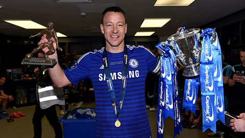 Terry chiến đấu cho tương lai ở Chelsea