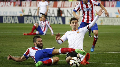 Atletico Madrid 1-1 Valencia: Chiến thắng vẫn "lẩn tránh" Simeone