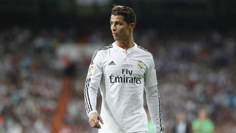 Ronaldo “nói không” với báo chí tới hết mùa