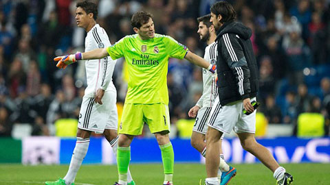 Casillas và hai bộ mặt trái ngược