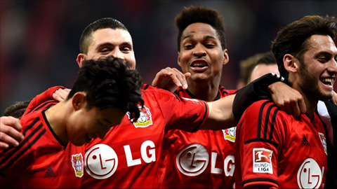 Leverkusen 4-0 Stuttgart: Chạy đà hoàn hảo cho Champions League