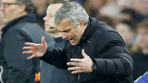Mourinho ca thán Chelsea ít được phạt đền