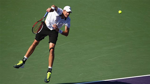 Loại Nishikori, John Isner đối đầu Djokovic ở bán kết Miami Open