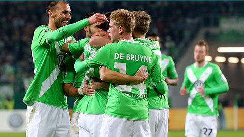 23h30 ngày 11/4: Hamburg vs Wolfsburg