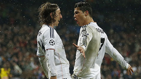 Tin giờ chót (14/4): Raul "hạ thấp" Ronaldo trước derby Madrid