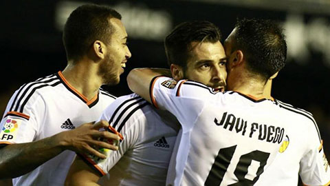 Đại thắng derby, Valencia áp sát Top 3