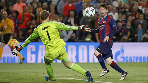 Messi cuối cùng cũng đã chọc thủng lưới Neuer