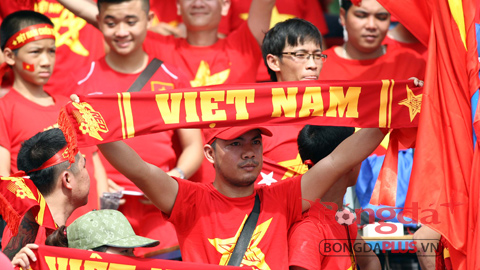 'Chảo lửa' Cẩm Phả rực đỏ ngày U23 Việt Nam gặp U23 Myanmar