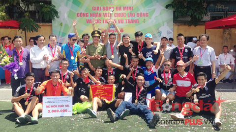 CĐ phường Dịch Vọng Hậu vô địch Giải bóng đá mini Công nhân viên chức lao động và lực lượng vũ trang 2015