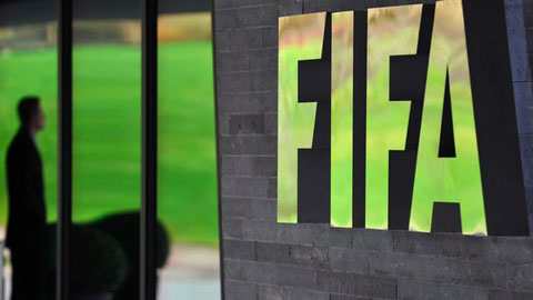 FIFA rung chuyển vì 7 quan chức cấp cao bị bắt giữ
