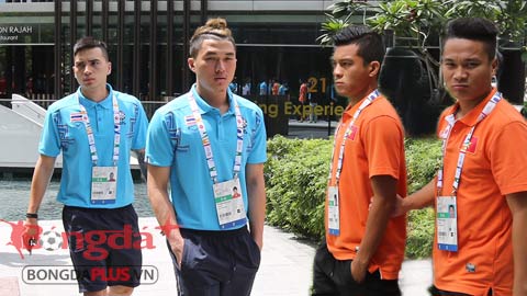 U23 Việt Nam mặt đối mặt với kình địch ngay ngoài khách sạn