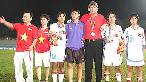 Nhìn lại SEA Games 21 (2001): Bóng đá nữ Việt Nam lần đầu có HCV