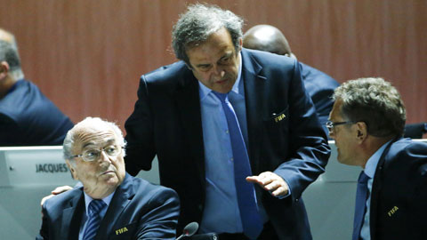 Blatter tái đắc cử chủ tịch FIFA, châu Âu dọa tẩy chay World Cup