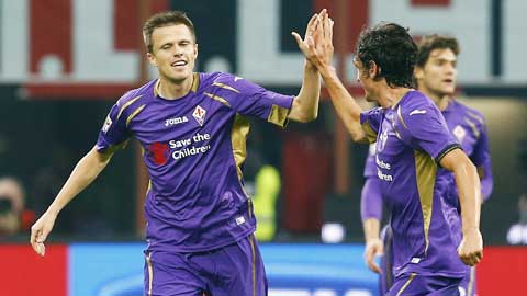 01h45 ngày 1/6: Fiorentina vs Chievo