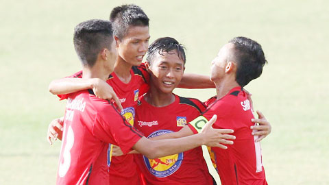 Vòng loại U17 QG báo Bóng đá – cúp Thái Sơn Nam 2015: Khánh Hòa thắng trận thứ ba liên tiếp