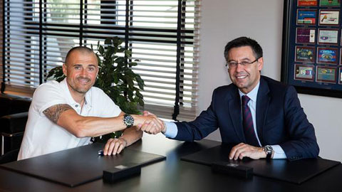 HLV Enrique gia hạn hợp đồng với Barca đến năm 2017