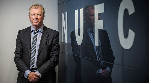 Newcastle bổ nhiệm Steve McClaren vào vị trí HLV trưởng
